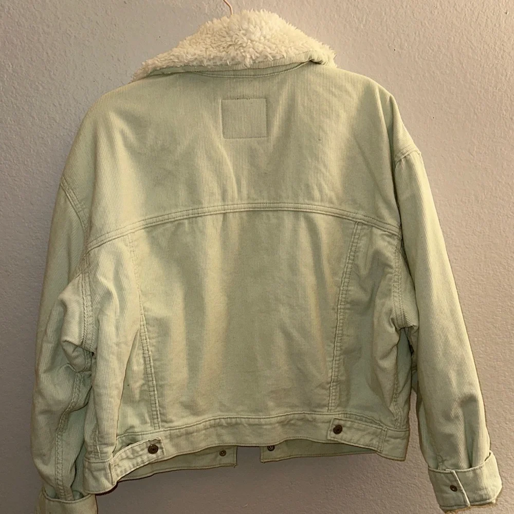 Levi's Light Green Sherpa Collar Jacket - Picture 5 of 5